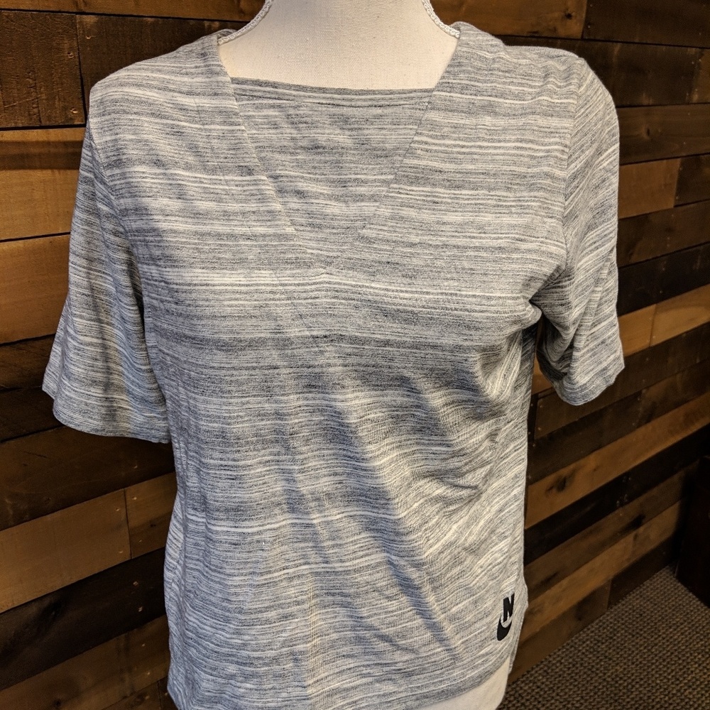 NWT Nike Shirt Size S